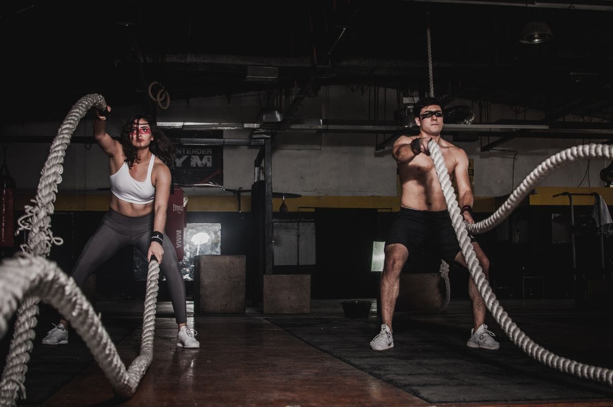 Shaker bottle and training floor — pre-workout supplement guide