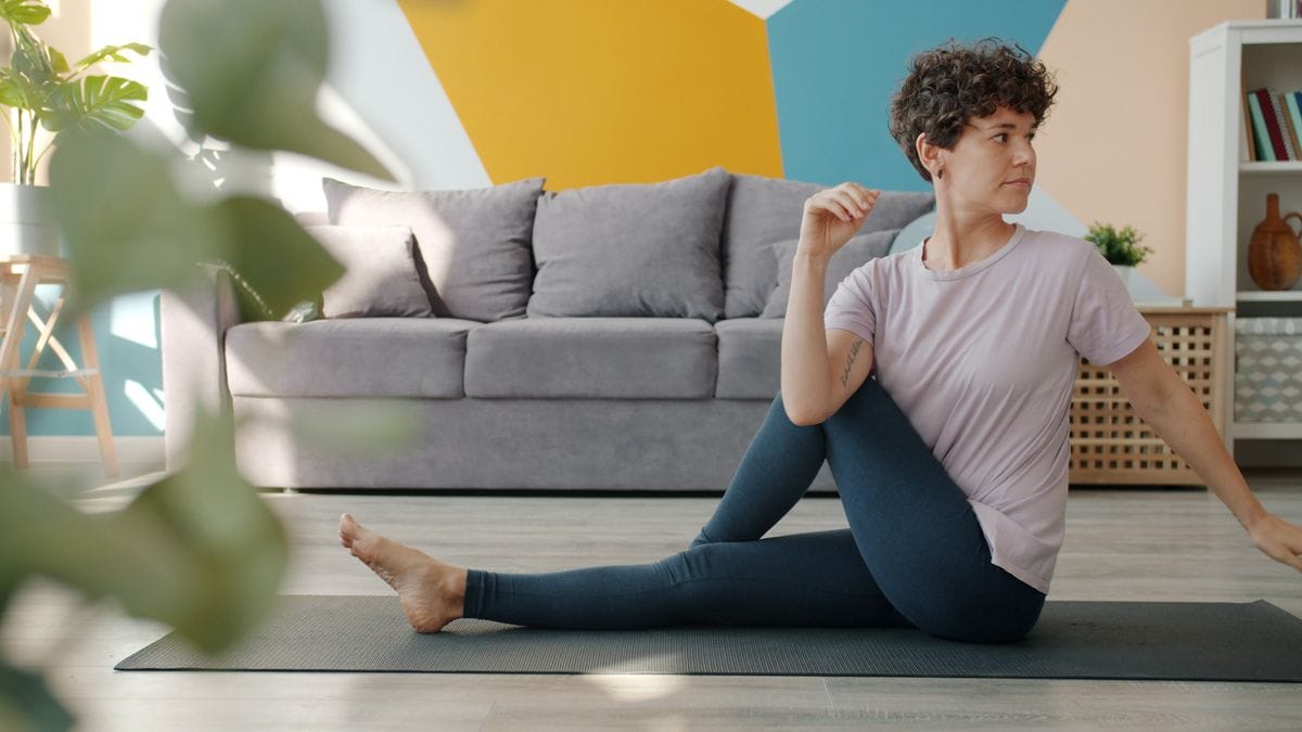 muscle soreness doms relief stretch at home